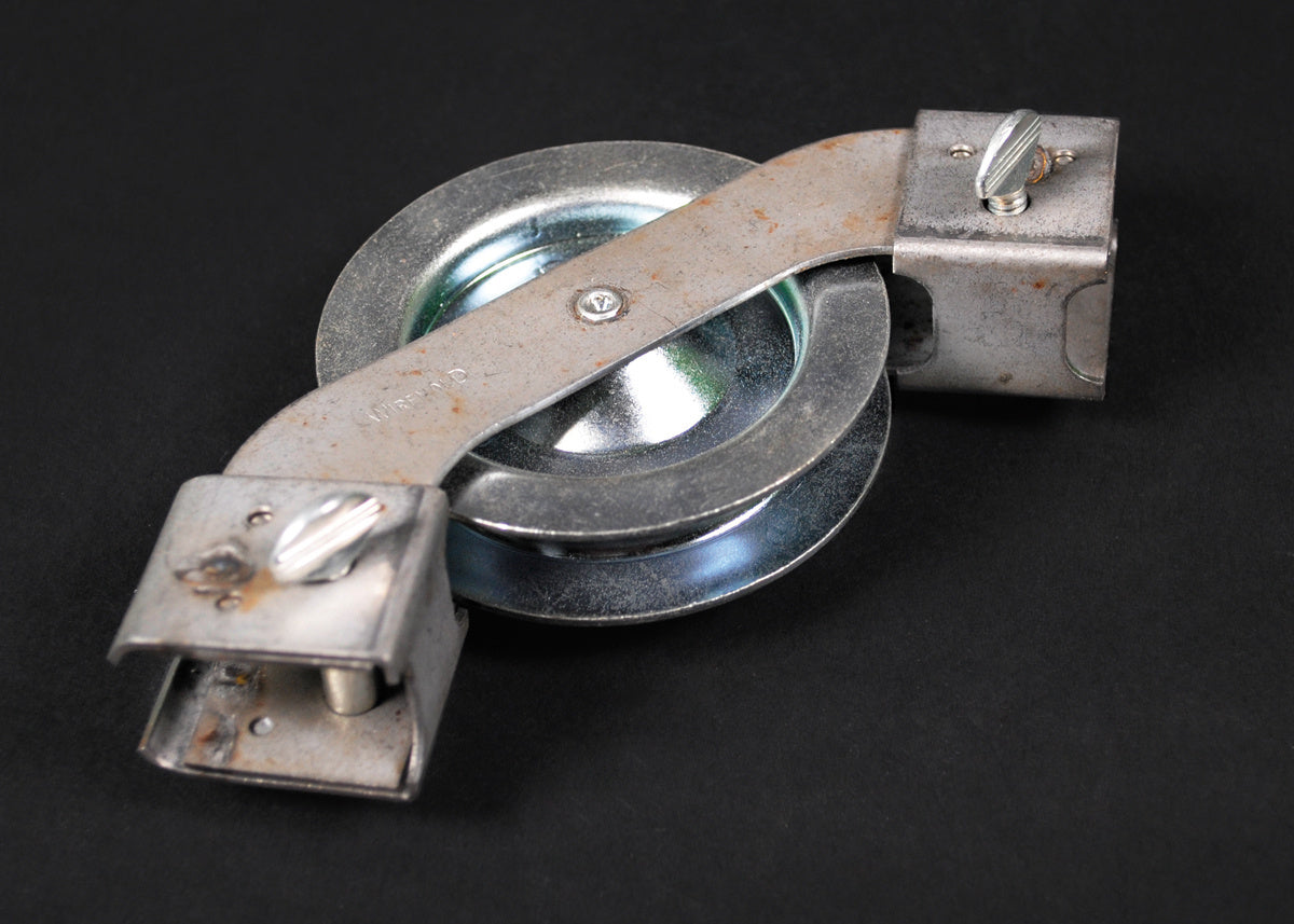 615 - Wiremold - 615 Wire Pulley