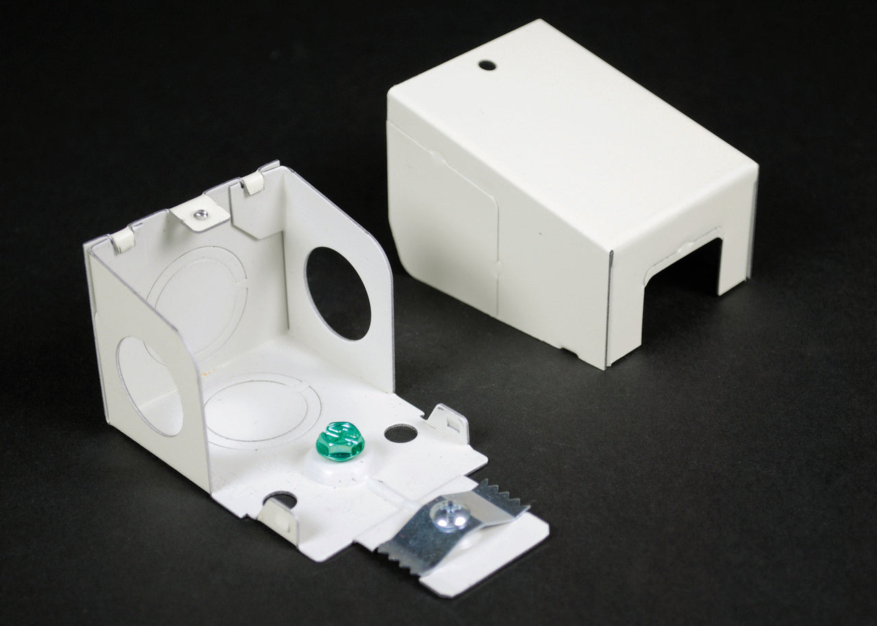 WH2010A3 - Wiremold - WH2010A3 2000 Entrance End Fitting in White