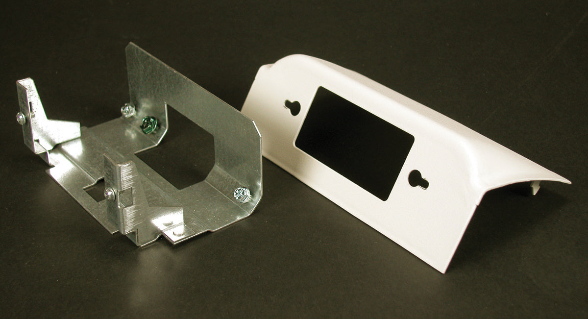 DSDWNR-DG - Wiremold - DSDWNRDG Downward Decorator Device Plate Fitting in Gray