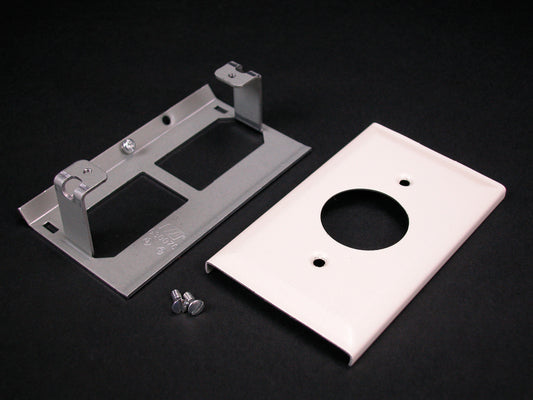 V3027AE - Wiremold - V3027AE 3000 Single Receptacle Cover Fitting in Ivory