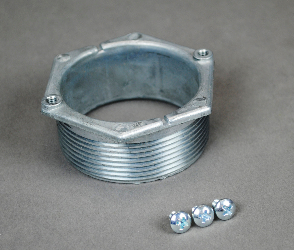 1124L-1 - Wiremold - 1124L1 Locking Nipple