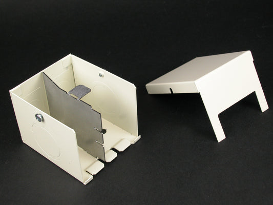 V2410D - Wiremold - V2410D 2400D Divided Entrance End Fitting in Ivory