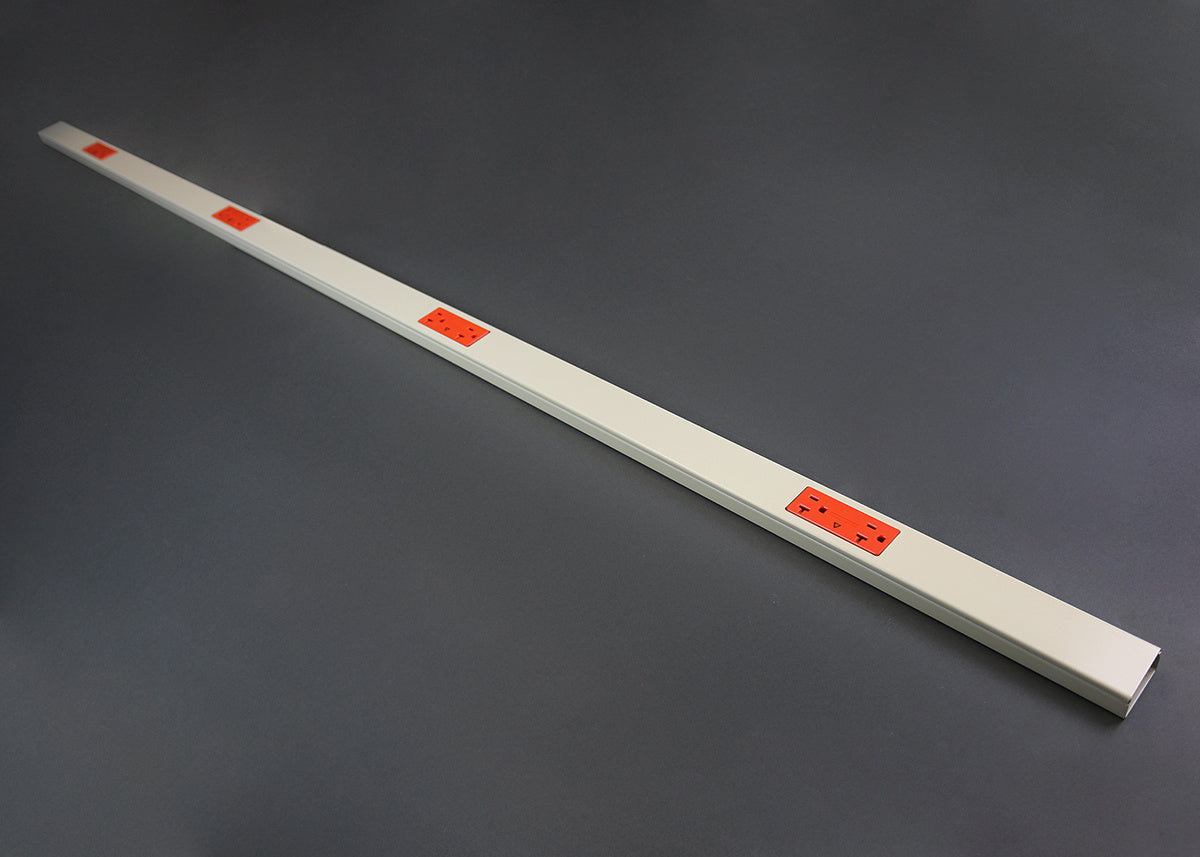 24S7218IGX99IV - Wiremold - 24S7218IGX99IV Steel Plugmold Multioutlet Strip