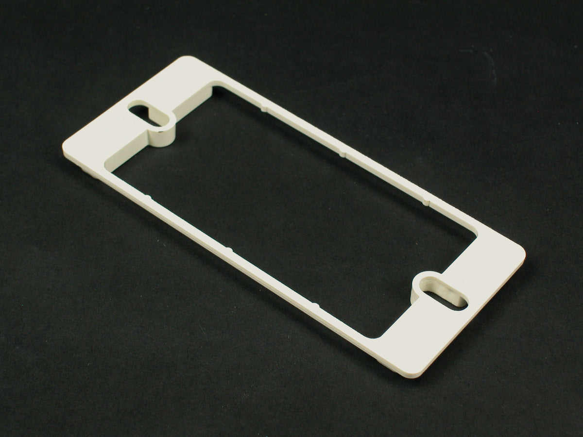 5507S-WH - Wiremold - 5507SWH 5500 Rectangular Spacer Fitting in White