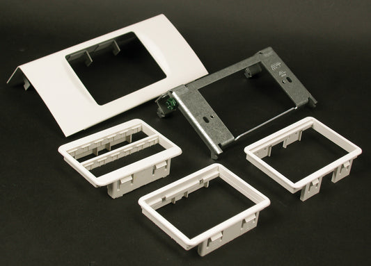 DS4047MAB-BK - Wiremold - DS4047MABBK Single Channel MAB Device Plate Fitting in Black