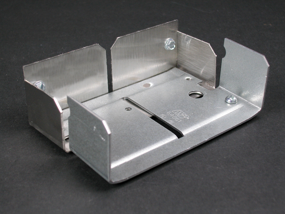 S4017 - Wiremold - S4017 Internal Elbow Fitting