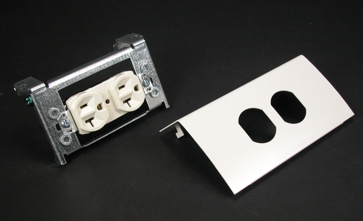 DS4047DQ-DG - Wiremold - DS4047DQDG Single Channel Duplex Device Plate Fitting With One Duplex Installed in Gray