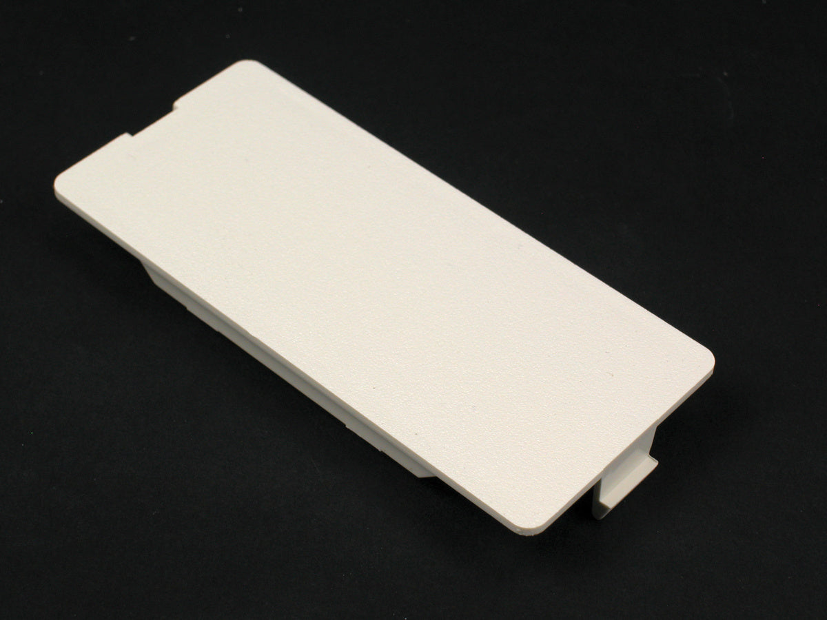 5507B - Wiremold - 5507B 5500 Blank Faceplate Fitting in Ivory
