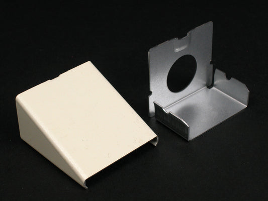 V2410A - Wiremold - V2410A 2400 Entrance End Fitting in Ivory
