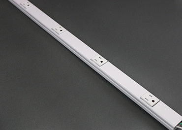 WH20GB306TR - Wiremold - WH20GB306TR Tamper Resistant Plugmold Multioutlet System in White