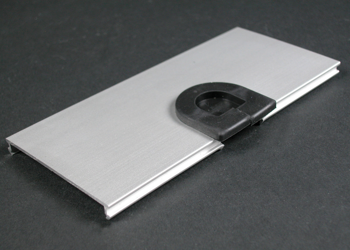 AL3356Z - Wiremold - AL3356Z Grommeted Cover Plate
