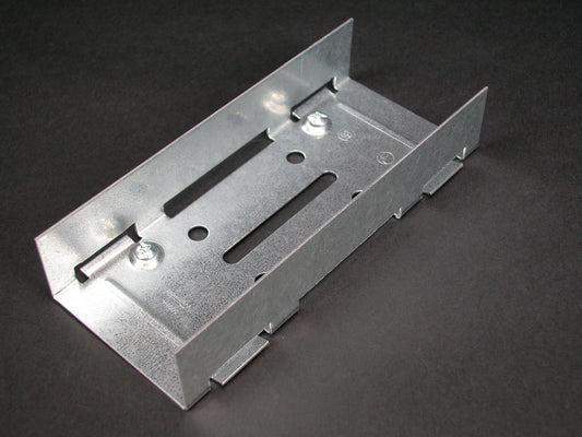 G3001A - Wiremold - G3001A 3000 Rigid Inside Coupling Galvanized Fitting