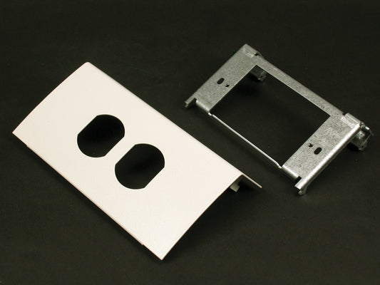 DS4047D-DG - Wiremold - DS4047DDG Single Channel Duplex Device Plate Fitting in Gray