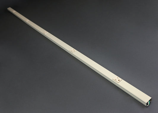 WH20GB512 - Wiremold - WH20GB512 Steel Plugmold Multioutlet System in White