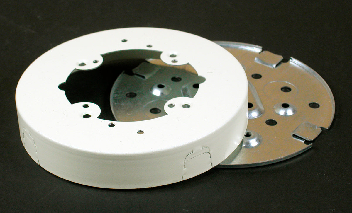 V5738 - Wiremold - V5738 Solid Base Fixture Box Fitting in Ivory