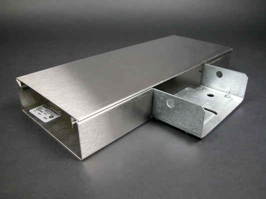 S4015 - Wiremold - S4015 Tee Fitting