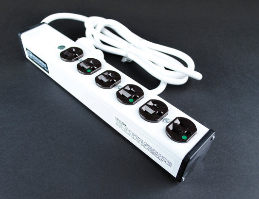 ULBH6-6 - Wiremold - ULBH66 Special Use PlugIn Outlet Center Unit NOT for Patient Care areas