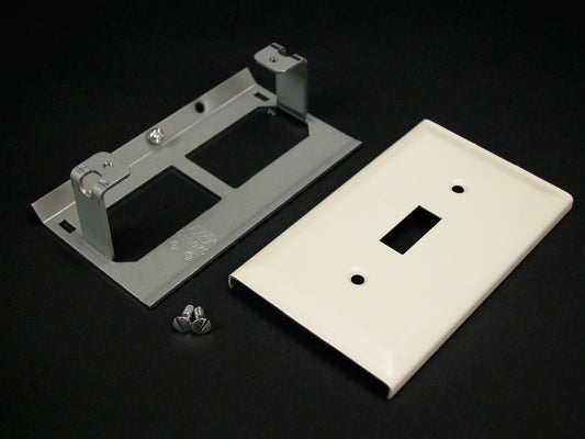 V3040CE - Wiremold - V3040CE 3000 Switch Cover Fitting in Ivory