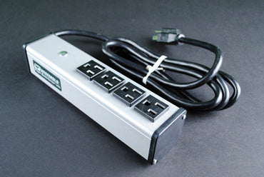 UL101BC - Wiremold - UL101BC PlugIn Outlet Center Unit