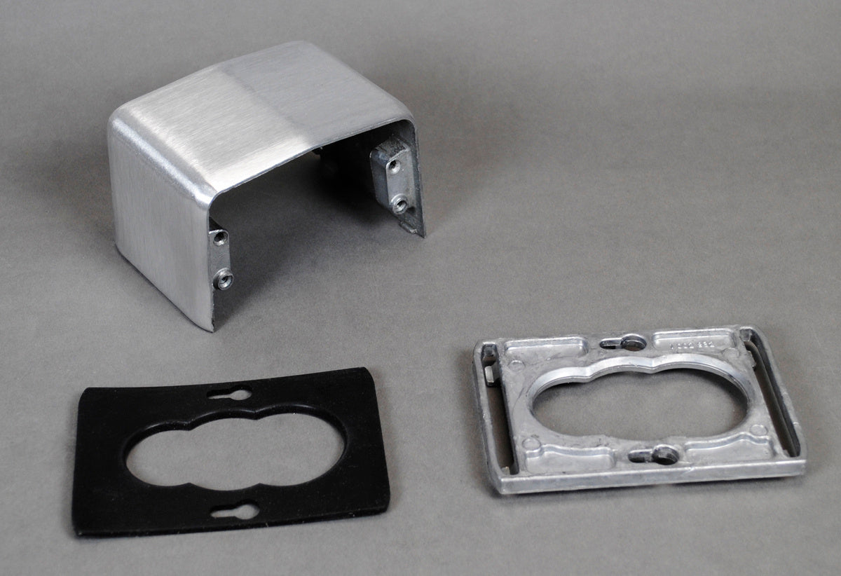 525HB - Wiremold - 525HB Service Fitting Housing