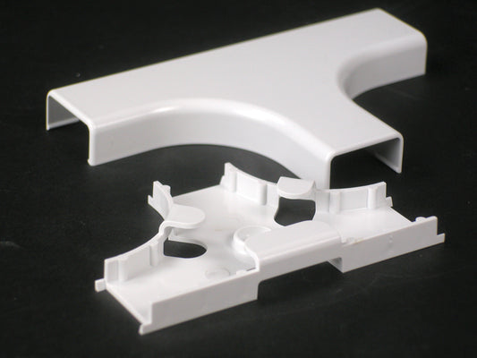 2815FO - Wiremold - 2815FO Uniduct Radiused Tee Fitting in Ivory