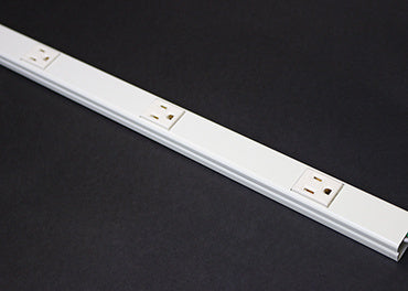 WH20GB506 - Wiremold - WH20GB506 Steel Plugmold Multioutlet System in White