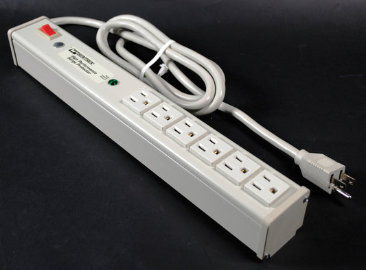 M6S-15 - Wiremold - M6S15 PlugIn Outlet Center Unit