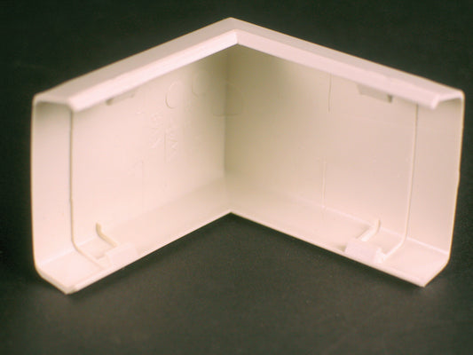 818-WH - Wiremold - 818WH 800 External Elbow Fitting in White