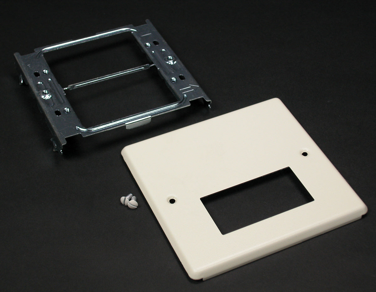 V4047RX - Wiremold - V4047RX 4047 Two Gang Cover Single Rectangular Opening in Ivory