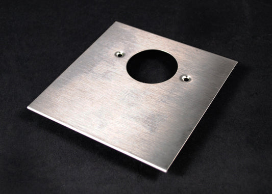 S4048J - Wiremold - S4048J Twistlock Receptacle Device Cover