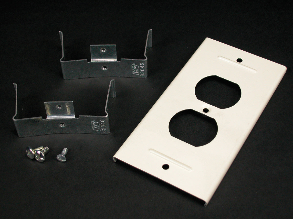 V3046BE - Wiremold - V3046BE 3000 Duplex Receptacle Device Cover in Ivory