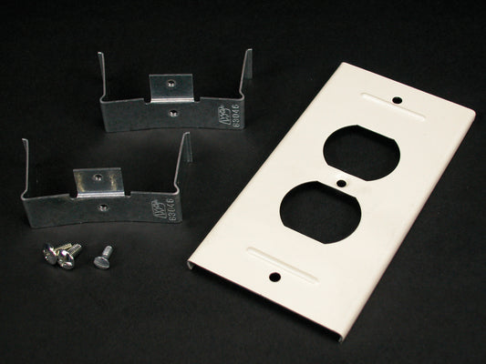 V3046BE - Wiremold - V3046BE 3000 Duplex Receptacle Device Cover in Ivory