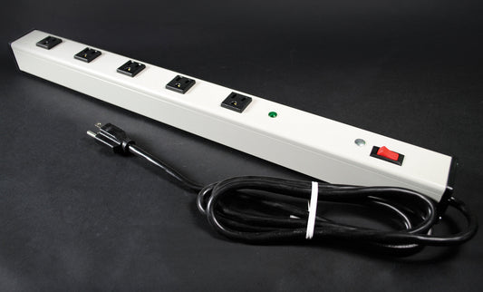 M5S - Wiremold - M5S PlugIn Outlet Center Unit