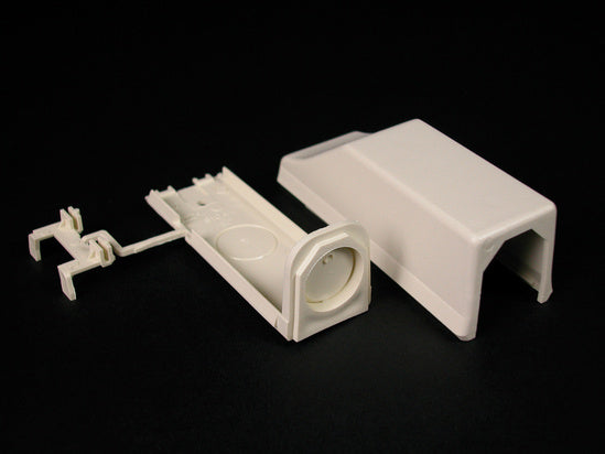810A2-WH 400 800 Entrance End Fitting in White