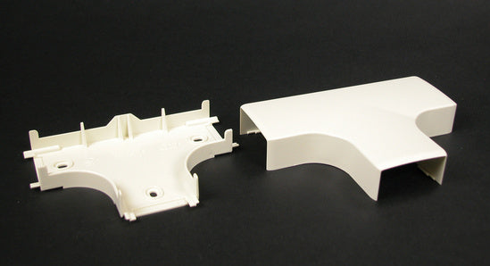 PN05F15FW Eclipse™ PN05 Tee Fitting in Fog White