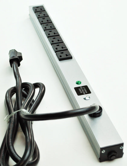 2008BDS20R CabinetMate Plug-In Outlet Center Unit