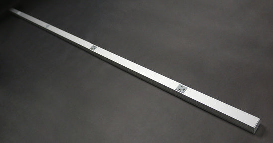 AL20GBA606TR Aluminum Plugmold® Multioutlet Strip