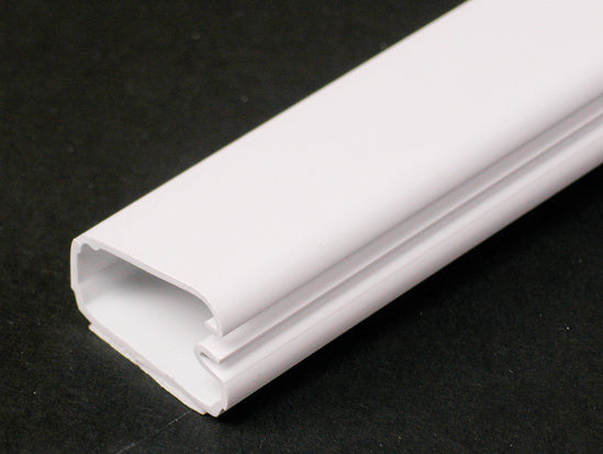 2800-WH Uniduct® One-Piece Latching Raceway Fitting in White