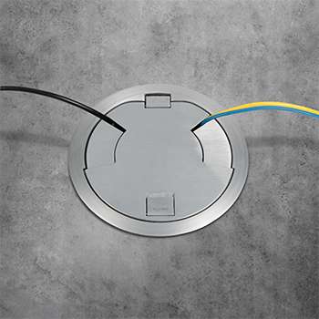 8CTC2AATR 8 inch Evolution™ Flush Style Cover Assembly in Brushed Aluminum