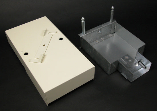 V4074A 4000 Take-Off Connector 4000 to Raceway Fitting in Ivory